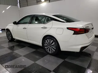 2025 Nissan Altima SV with VIN 1N4BL4DV0SN317981, listed as a Copart auction lot 52563825 with 12,998 mi miles and Clean Title. Bid and sale history available at DreamBid. Image 2.