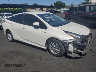 2018 Toyota Prius Two z VIN JTDKBRFU4J3082395, wystawiony jako Copart lot #56761505 z przebiegiem Nie podano mil oraz Szkoda całkowita • Salvage title. Historia ofert i sprzedaży dostępna na DreamBid. Obrazek 4.