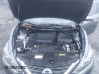 2017 Nissan Altima SV with VIN 1N4AL3AP6HC473555, listed as a IAAI auction lot 41509127 with 92,501 mi miles and . Bid and sale history available at carsss.com. Image 10.