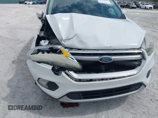 2017 Ford Escape SE with VIN 1FMCU0GD4HUB99578, listed as a IAAI auction lot 41782208 with 154,835 mi miles. Bid and sale history available at carsss.com. Image 6.