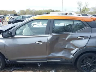 2020 Nissan Kicks SR z VIN 3N1CP5DV0LL542155, wystawiony jako IAAI lot #41997210 z przebiegiem 84 114 mil mil oraz . Historia ofert i sprzedaży dostępna na DreamBid. Obrazek 14.