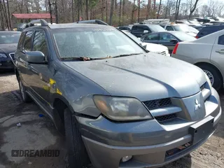 2003 Mitsubishi Outlander XLS with VIN JA4LX41G43U091082, listed as a IAAI auction lot 41463088 with 232,244 mi miles. Bid and sale history available at carsss.com. Image 1.