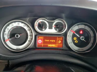 2014 FIAT 500L Trekking with VIN ZFBCFADHXEZ019632, listed as a Copart auction lot 45979335 with 146,495 mi miles and Clean Title. Bid and sale history available at DreamBid. Image 9.