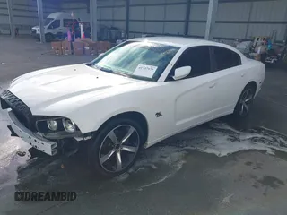 2014 Dodge Charger Police with VIN 2C3CDXAT3EH198941, listed as a IAAI auction lot 41737572 with 210,814 mi miles. Bid and sale history available at carsss.com. Image 17.