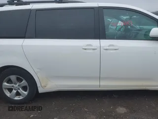 2012 Toyota Sienna LE AAS with VIN 5TDKK3DC0CS232950, listed as a IAAI auction lot 41988953 with 315,165 mi miles. Bid and sale history available at carsss.com. Image 6.