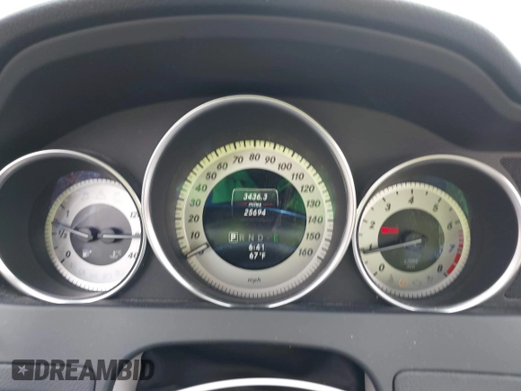 2014 Mercedes-Benz C-Class C 250 Sport with VIN WDDGF4HB6EA951255, listed as a IAAI auction lot 41868966 with 25,694 mi miles. Bid and sale history available at carsss.com. Image 7.