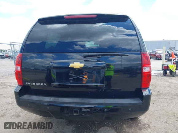2013 Chevrolet Suburban LT с VIN 1GNSCJE04DR146389, выставлен на аукционе IAAI как лот 42234931 с пробегом 77 555 миль миль и . История ставок и продаж доступна на DreamBid. Изображение 16.
