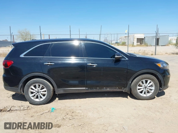 2019 Kia Sorento LX z VIN 5XYPG4A30KG510386, wystawiony jako IAAI lot #42425902 z przebiegiem 78 192 mil mil oraz . Historia ofert i sprzedaży dostępna na DreamBid. Obrazek 12.