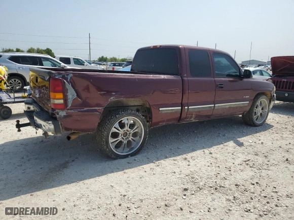 2000 Chevrolet Silverado 1500 LS with VIN 2GCEC19TXY1389813, listed as a Copart auction lot 50542285 with 337,302 mi miles and Salvage Title. Bid and sale history available at carsss.com. Image 3.