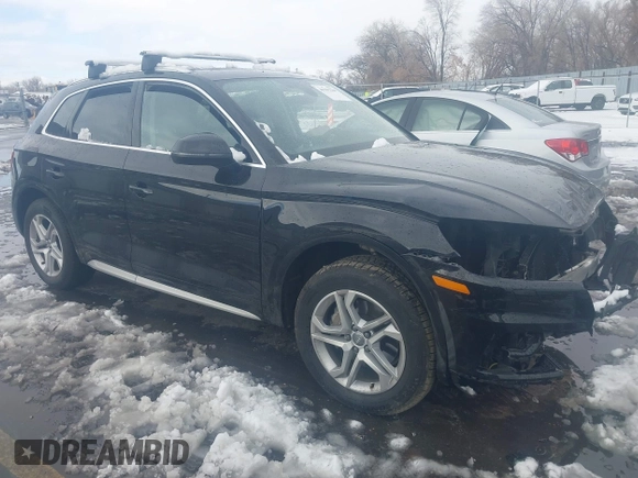 2019 Audi Q5 Premium with VIN WA1ANAFY1K2072299, listed as a IAAI auction lot 41101220 with 39,339 mi miles. Bid and sale history available at carsss.com. Image 1.