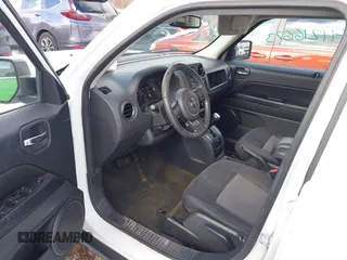 2016 Jeep Patriot High Altitude with VIN 1C4NJPFA8GD784622, listed as a IAAI auction lot 41216673 with 158,152 mi miles and . Bid and sale history available at DreamBid. Image 5.