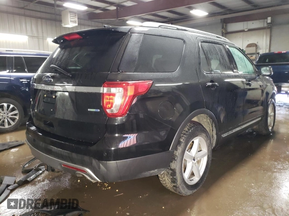 2016 Ford Explorer XLT with VIN 1FM5K8DH6GGC73942, listed as a Copart auction lot 48673825 with 161,190 mi miles and Salvage Title. Bid and sale history available at carsss.com. Image 3.