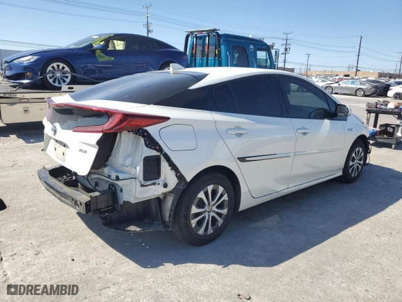 2020 Toyota Prius Prime LE with VIN JTDKARFP0L3137845, listed as a Copart auction lot 46270725 with NaN miles and Salvage Title. Bid and sale history available at carsss.com. Image 3.