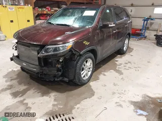 2014 Kia Sorento LX with VIN 5XYKT3A63EG429977, listed as a IAAI auction lot 41537822 with 121,423 mi miles. Bid and sale history available at carsss.com. Image 17.