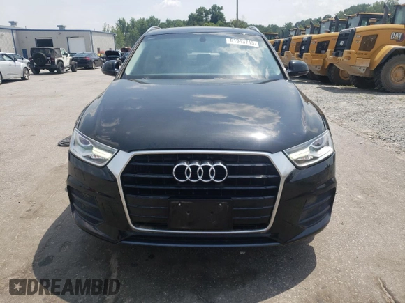 2017 Audi Q3 Premium z VIN WA1BCCFS7HR016546, wystawiony jako Copart lot #61943715 z przebiegiem 81 598 mil mil oraz Czysty tytuł • Clean title. Historia ofert i sprzedaży dostępna na DreamBid. Obrazek 5.