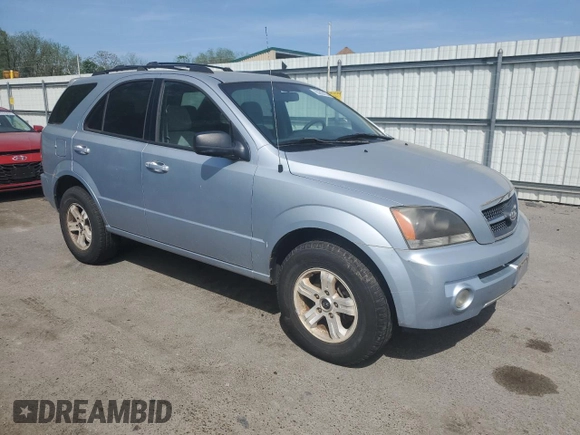 2005 Kia Sorento LX with VIN KNDJC733955478664, listed as a Copart auction lot 55295185 with 61,058 mi miles and Clean Title. Bid and sale history available at DreamBid. Image 4.