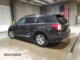 2024 Ford Explorer XLT with VIN 1FMSK7DH1RGA50482, listed as a Copart auction lot 53542645 with 33,721 mi miles and Clean Title. Bid and sale history available at carsss.com. Image 2.