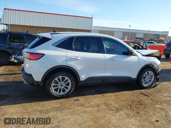 2022 Ford Escape SE z VIN 1FMCU0G64NUB64536, wystawiony jako IAAI lot #41834238 z przebiegiem 31 686 mil mil oraz . Historia ofert i sprzedaży dostępna na DreamBid. Obrazek 14.
