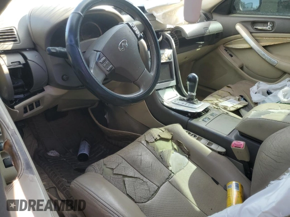 2005 Infiniti G35 z VIN JNKCV51E25M204500, wystawiony jako Copart lot #54268805 z przebiegiem Nie podano mil oraz Szkoda całkowita • Salvage title. Historia ofert i sprzedaży dostępna na DreamBid. Obrazek 8.