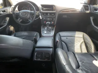 2014 Audi Q5 Premium z VIN WA1CFAFP7EA074288, wystawiony jako Copart lot #53398815 z przebiegiem 200 749 mil mil oraz Szkoda całkowita • Salvage title. Historia ofert i sprzedaży dostępna na DreamBid. Obrazek 8.