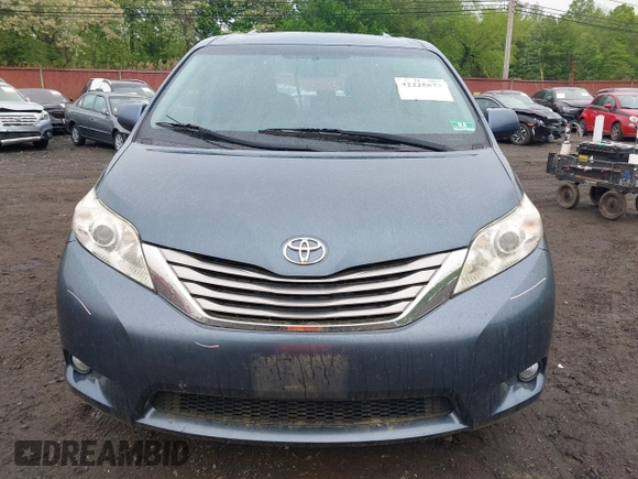 2017 Toyota Sienna XLE with VIN 5TDDZ3DC2HS171807, listed as a IAAI auction lot 42225873 with 105,588 mi miles and . Bid and sale history available at DreamBid. Image 12.