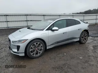 2020 Jaguar I-Pace SE with VIN SADHC2S16L1F79822, listed as a Copart auction lot 42645034 with 17,033 mi miles and . Bid and sale history available at DreamBid. Image 1.