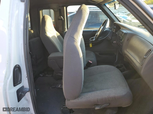 2002 Ford Ranger XL Fleet with VIN 1FTYR44U62TA63893, listed as a Copart auction lot 84873004 with 240,081 mi miles and Salvage Title. Bid and sale history available at carsss.com. Image 10.