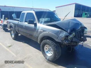 2006 Ford Ranger XLT with VIN 1FTZR45E26PA28164, listed as a IAAI auction lot 41767300 with 253,371 mi miles. Bid and sale history available at carsss.com. Image 1.