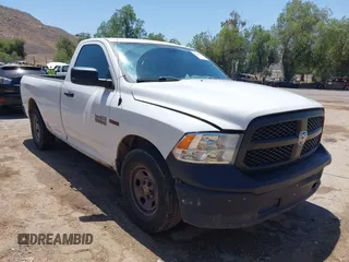 2016 Ram 1500 z VIN 3C6JR6DM0GG352213, wystawiony jako IAAI lot #42384058 z przebiegiem 215 233 mil mil oraz . Historia ofert i sprzedaży dostępna na DreamBid. Obrazek 1.