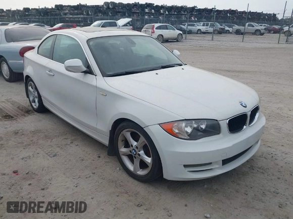 2008 BMW 3 Series 328i with VIN WBAVA37598NL50566, listed as a IAAI auction lot 41853168 with 1 mi miles. Bid and sale history available at carsss.com. Image 1.