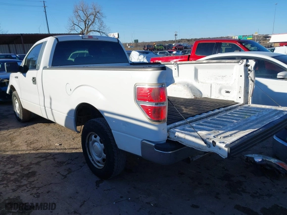 2014 Ford F-150 XL with VIN 1FTNF1CF8EKD17658, listed as a IAAI auction lot 41442651 with 155,924 mi miles. Bid and sale history available at carsss.com. Image 3.