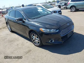 2013 Ford Fusion SE z VIN 3FA6P0HRXDR220248, wystawiony jako IAAI lot #42777273 z przebiegiem 156 603 mil mil oraz . Historia ofert i sprzedaży dostępna na DreamBid. Obrazek 1.