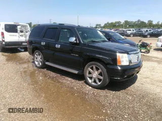 2004 Cadillac Escalade with VIN 1GYEK63N94R199393, listed as a IAAI auction lot 39855980 with 197,000 mi miles and . Bid and sale history available at DreamBid. Image 1.