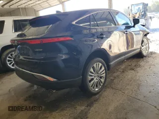 2024 Toyota Venza LE with VIN JTEAAAAH3RJ154278, listed as a Copart auction lot 61733824 with 13,398 mi miles and Salvage Title. Bid and sale history available at carsss.com. Image 3.