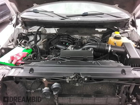 2014 Ford F-150 XL with VIN 1FTMF1CM0EKG22808, listed as a IAAI auction lot 42191050 with 114,808 mi miles and . Bid and sale history available at carsss.com. Image 1.