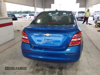 2020 Chevrolet Sonic LT z VIN 1G1JD5SB2L4138455, wystawiony jako IAAI lot #41651103 z przebiegiem 34 349 mil mil oraz . Historia ofert i sprzedaży dostępna na DreamBid. Obrazek 16.