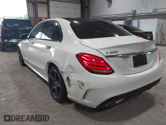 2018 Mercedes-Benz C 300 с VIN 55SWF4KB2JU282237, выставлен на аукционе IAAI как лот 42331996 с пробегом 48 683 миль миль и . История ставок и продаж доступна на DreamBid. Изображение 17.