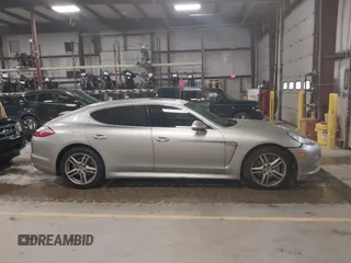 2012 Porsche Panamera S z VIN WP0AB2A71CL060068, wystawiony jako IAAI lot #42309742 z przebiegiem 93 334 mil mil oraz . Historia ofert i sprzedaży dostępna na DreamBid. Obrazek 13.