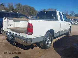 2002 Ford F-150 XL z VIN 1FTRX17W72NB74561, wystawiony jako IAAI lot #41638886 z przebiegiem Nie podano mil oraz . Historia ofert i sprzedaży dostępna na DreamBid. Obrazek 4.