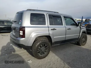 2016 Jeep Patriot Sport with VIN 1C4NJPBB4GD678666, listed as a Copart auction lot 51618985 with 88,957 mi miles and Salvage Title. Bid and sale history available at carsss.com. Image 3.