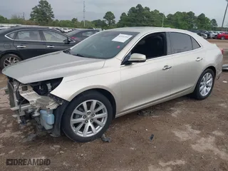 2015 Chevrolet Malibu LTZ with VIN 1G11F5SL0FF110827, listed as a IAAI auction lot 41932211 with 117,251 mi miles. Bid and sale history available at carsss.com. Image 2.