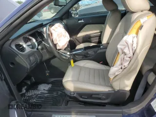 2012 Ford Mustang V6 с VIN 1ZVBP8EM4C5220891, выставлен на аукционе Copart как лот 54748715 с пробегом 113 360 миль миль и Списание • Salvage title. История ставок и продаж доступна на DreamBid. Изображение 7.