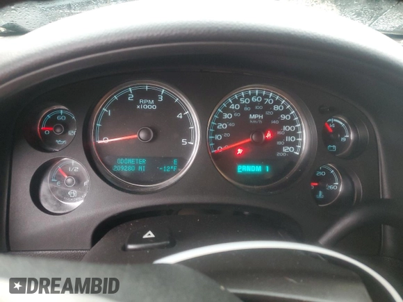 2013 GMC Sierra 2500HD SLT with VIN 1GT121E82DF212436, listed as a Copart auction lot 80863174 with 209,280 mi miles and Salvage title. Bid and sale history available at DreamBid. Image 9.