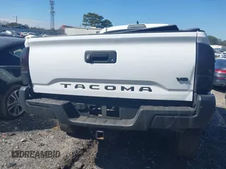 2018 Toyota Tacoma SR with VIN 5TFCZ5AN6JX144056, listed as a IAAI auction lot 41623760 with Not Provided miles and . Bid and sale history available at DreamBid. Image 15.