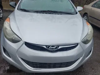 2011 Hyundai Elantra GLS PZEV with VIN 5NPDH4AE9BH027439, listed as a IAAI auction lot 41958232 with 1 mi miles. Bid and sale history available at carsss.com. Image 6.