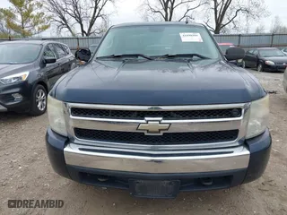 2007 Chevrolet Silverado 1500 LT w/1LT with VIN 3GCEK13C17G508138, listed as a IAAI auction lot 41898585 with 277,736 mi miles. Bid and sale history available at carsss.com. Image 12.