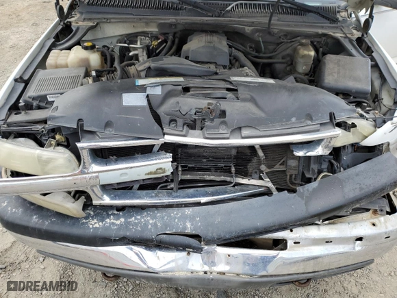 2000 Chevrolet New Tahoe LT with VIN 1GNEK13T2YJ201665, listed as a Copart auction lot 41811335 with 229,293 mi miles and Salvage Title. Bid and sale history available at carsss.com. Image 12.