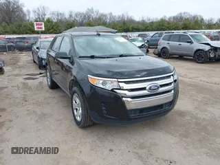 2014 Ford Edge SE z VIN 2FMDK4GCXEBB11921, wystawiony jako IAAI lot #42061731 z przebiegiem 124 455 mil mil oraz . Historia ofert i sprzedaży dostępna na DreamBid. Obrazek 1.