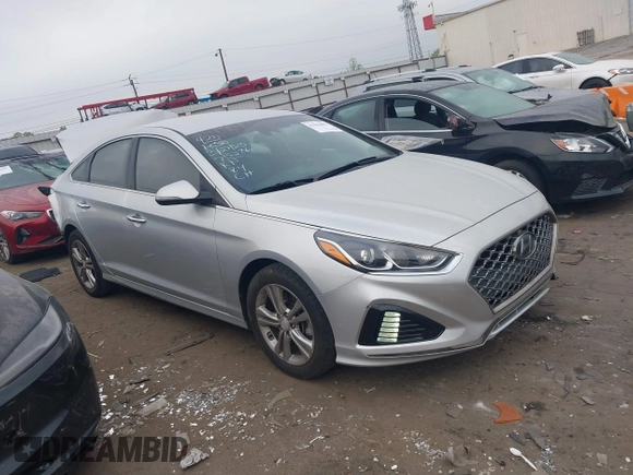 2018 Hyundai Sonata SEL with VIN 5NPE34AFXJH724211, listed as a IAAI auction lot 41962402 with 147,077 mi miles and . Bid and sale history available at carsss.com. Image 1.