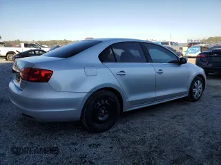 2013 Volkswagen Jetta SE with VIN 3VWDP7AJXDM367100, listed as a Copart auction lot 82292364 with 162,074 mi miles and Clean title. Bid and sale history available at DreamBid. Image 3.